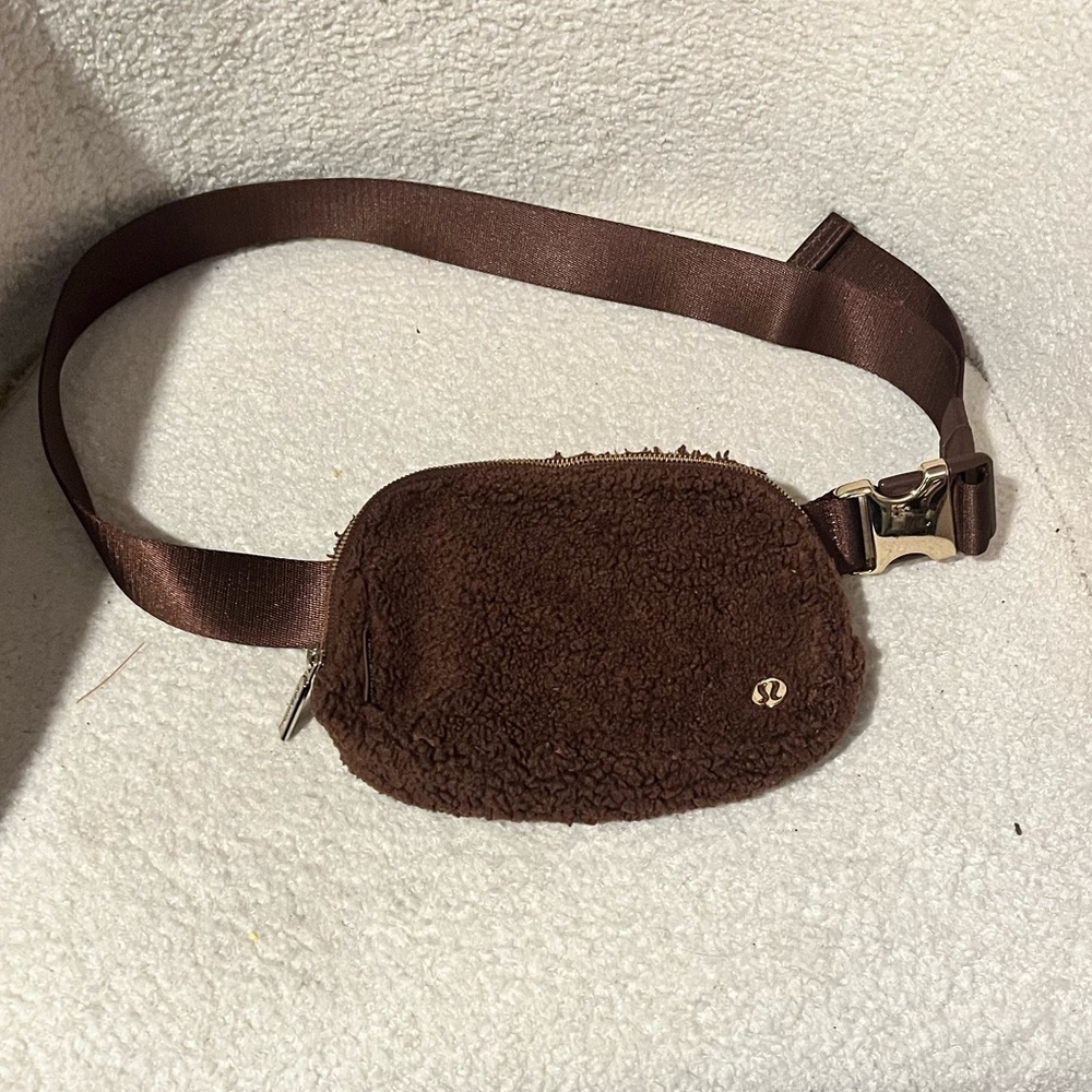 lululemon athletica Brown Fleece Everywhere Belt Bag